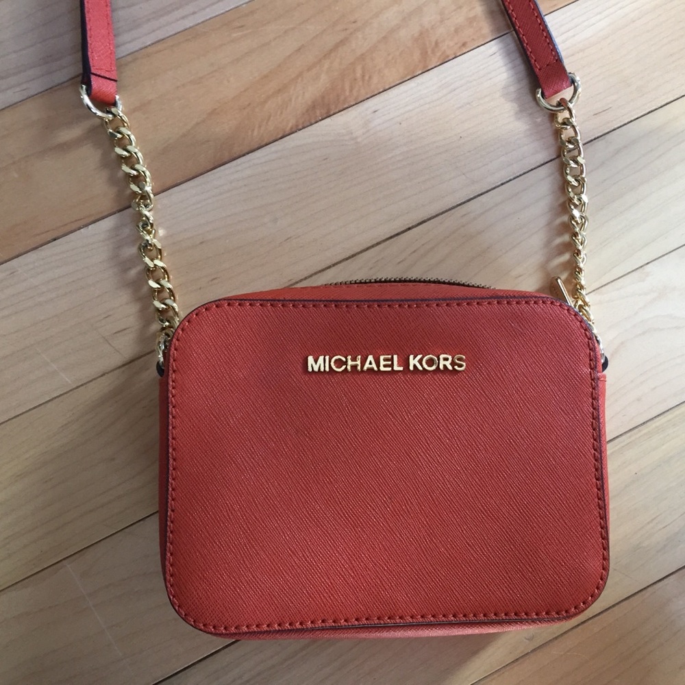 MICHAEL KORS CROSSBODY